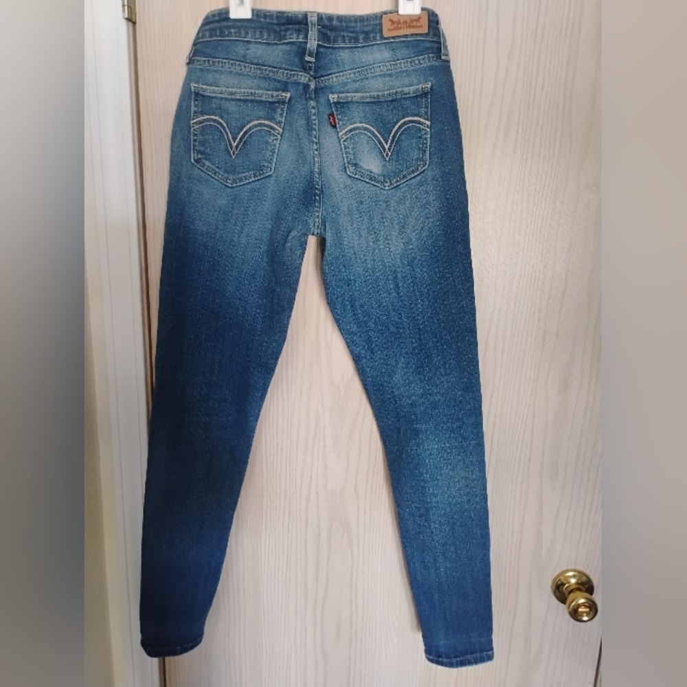 Levi's Blue Denim Women's Jeans - Picture 2 of 4